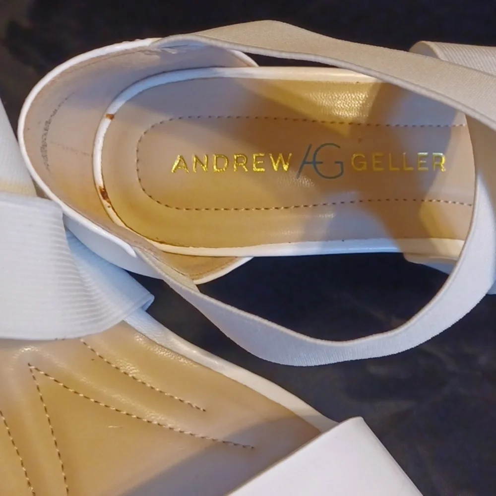 Andrew Geller heeled sandles white women's size 8W white